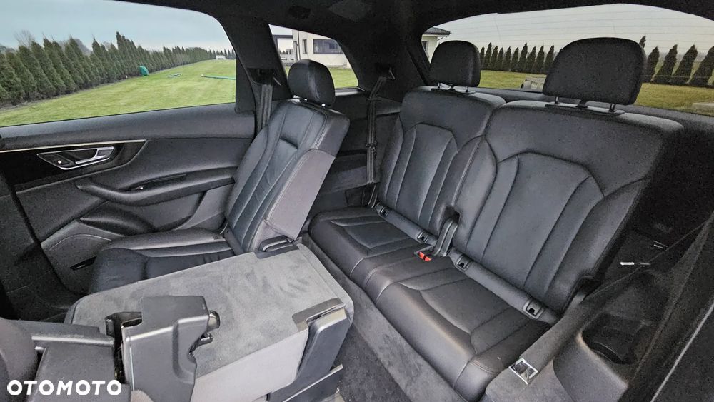 Audi Q7 - 13