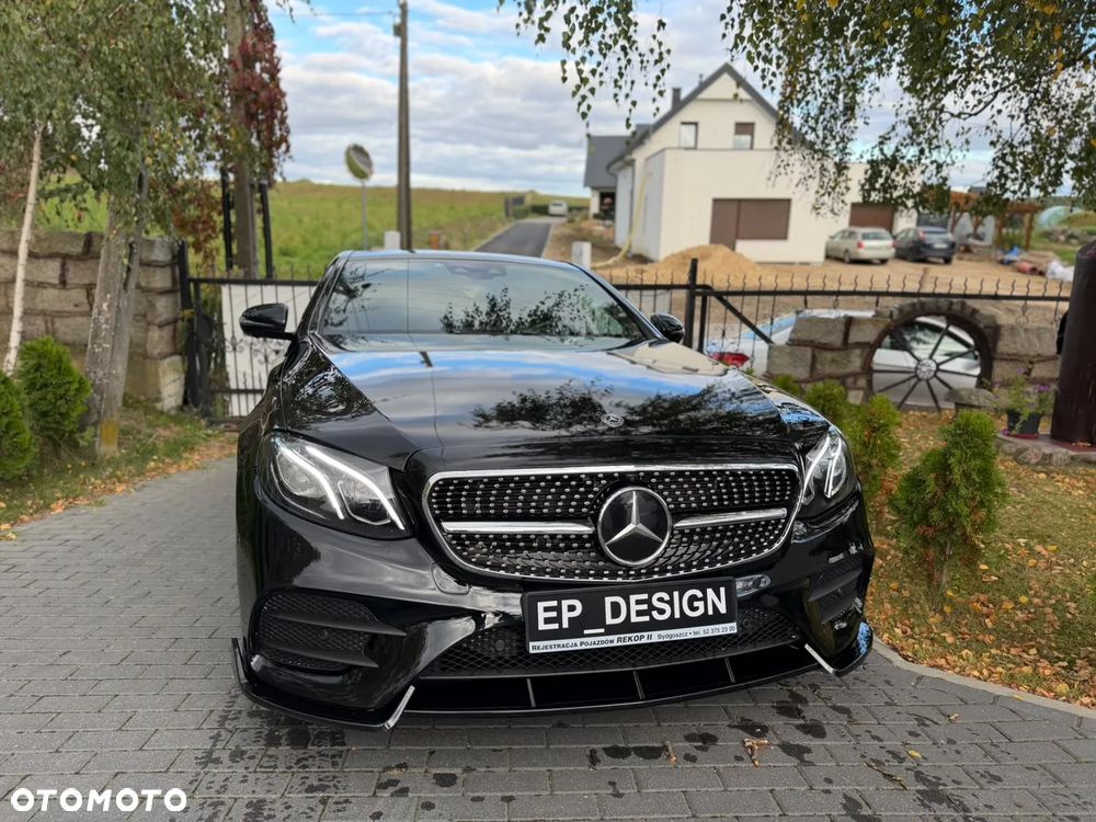 Mercedes-Benz Klasa E - 9