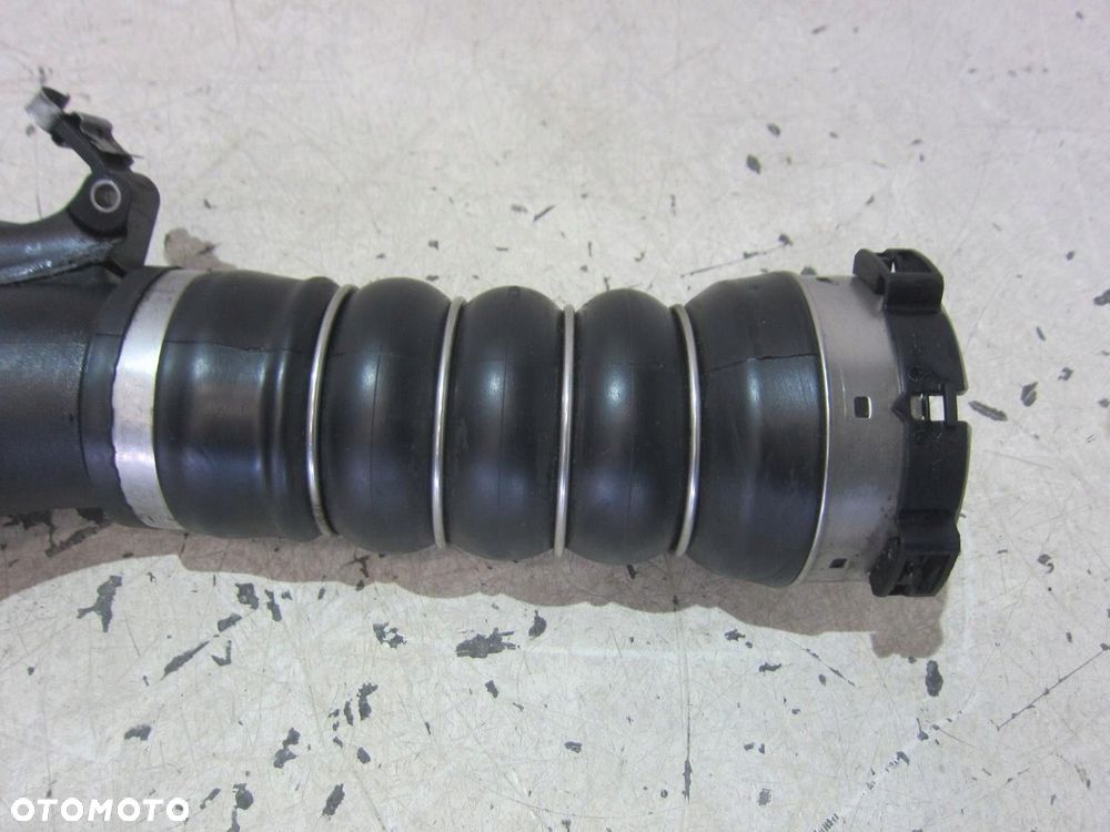 BMW X1 F48 B46 PRZEWÓD RURA WĄŻ POWIETRZA DOŁADOWUJĄCEGO 13718616212 - 2