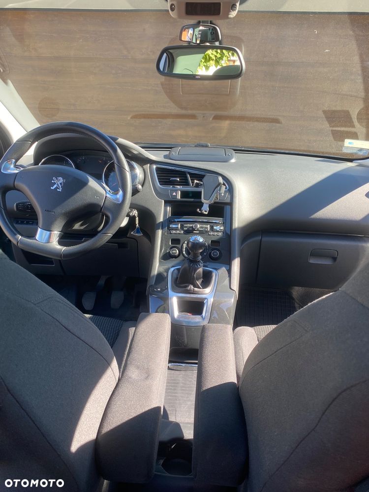 Peugeot 5008 - 6