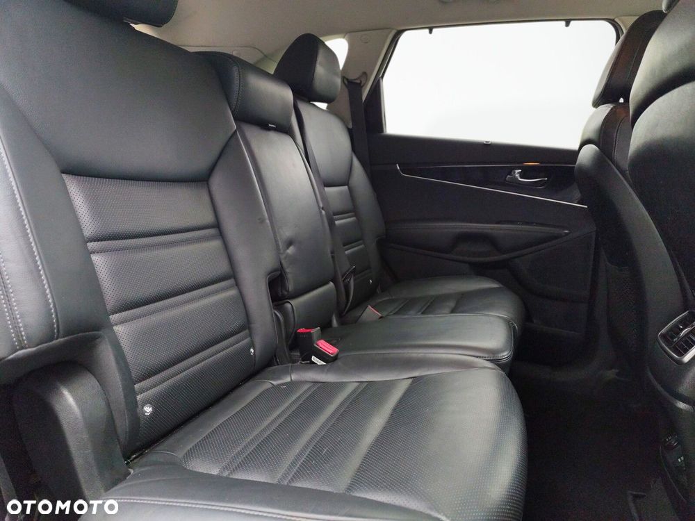 Kia Sorento - 23