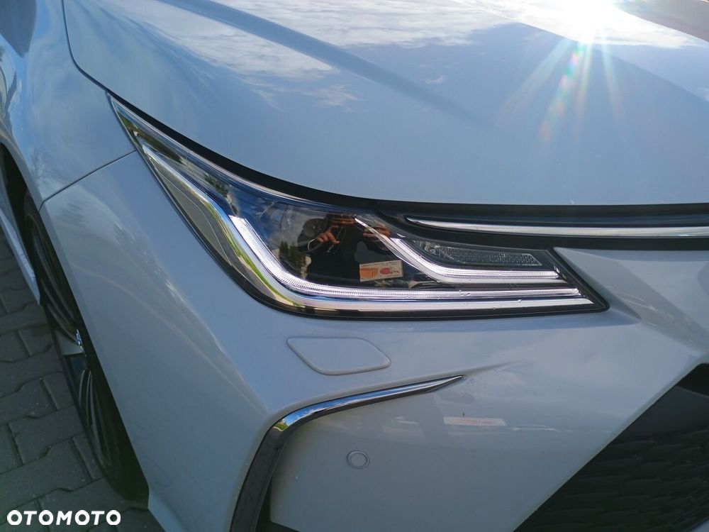 Toyota Corolla 1.8 Hybrid Style - 9