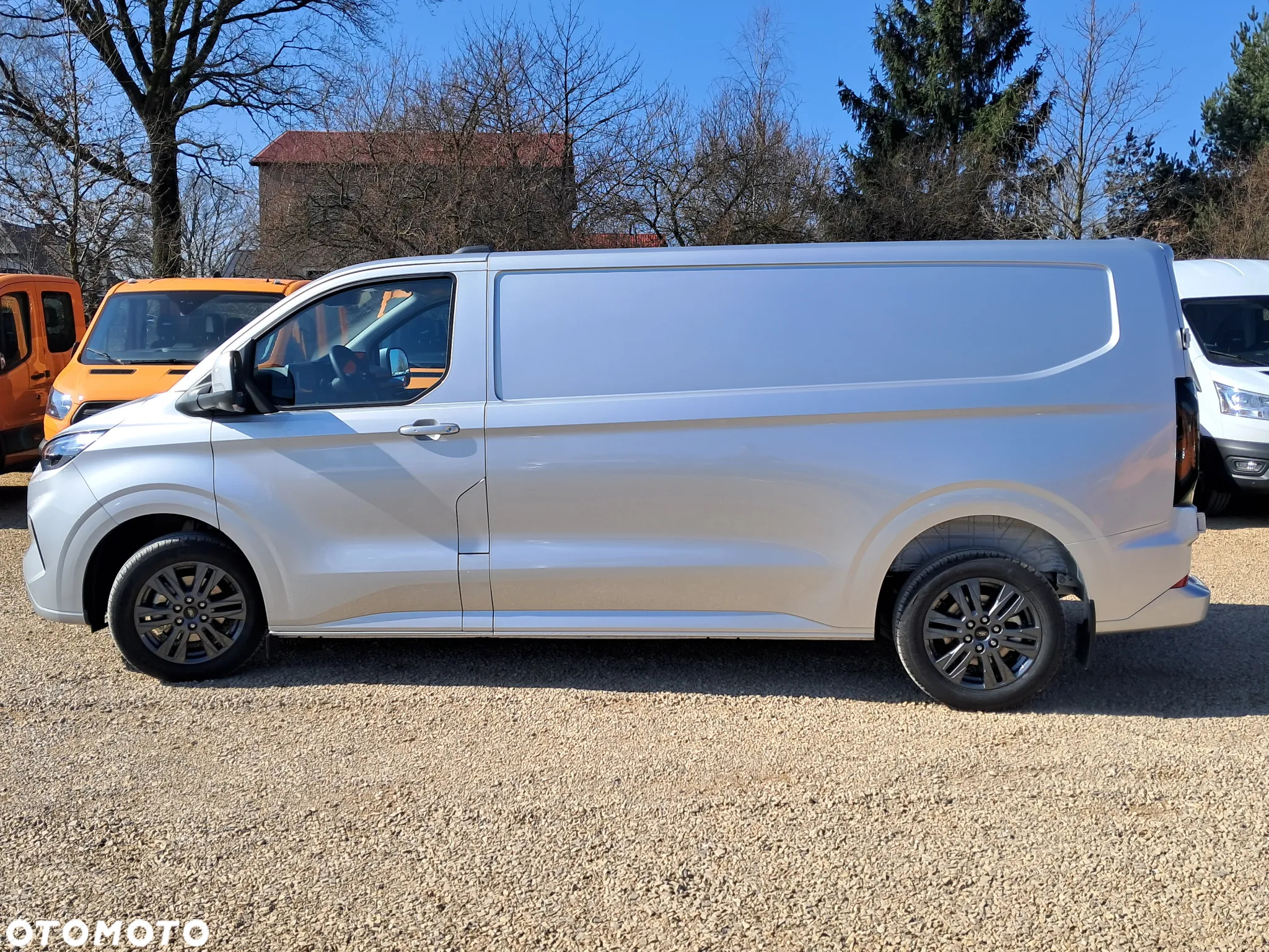 Ford Custom VAN - 4