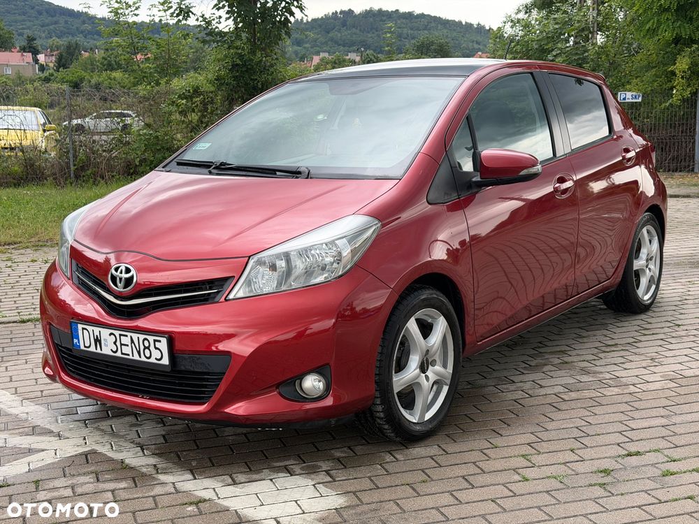 Toyota Yaris 1.33 Premium - 2