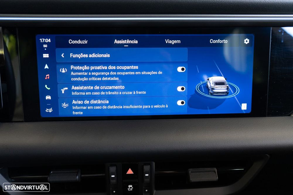 Porsche Macan Electric 4 - 20