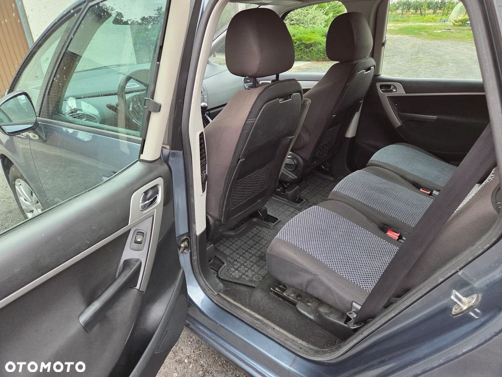 Citroën C4 Picasso - 24