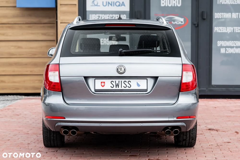 Skoda Superb 3.6 V6 4x4 DSG Elegance - 11