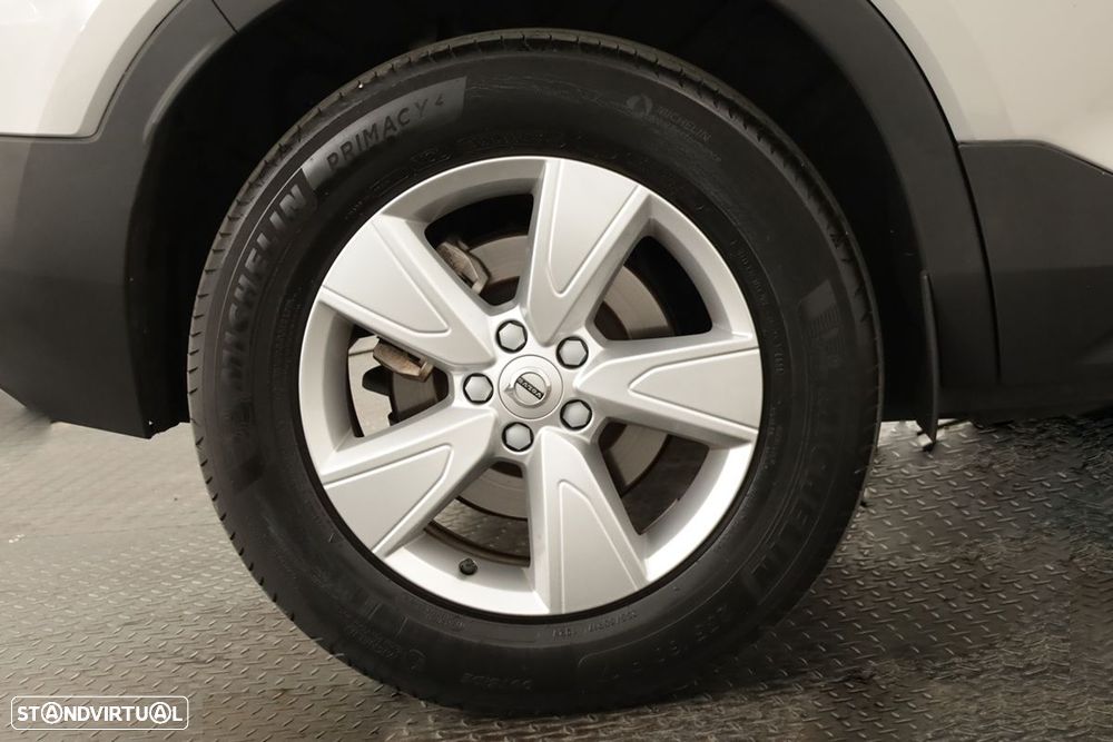 Volvo XC 40 2.0 B3 Essential - 5