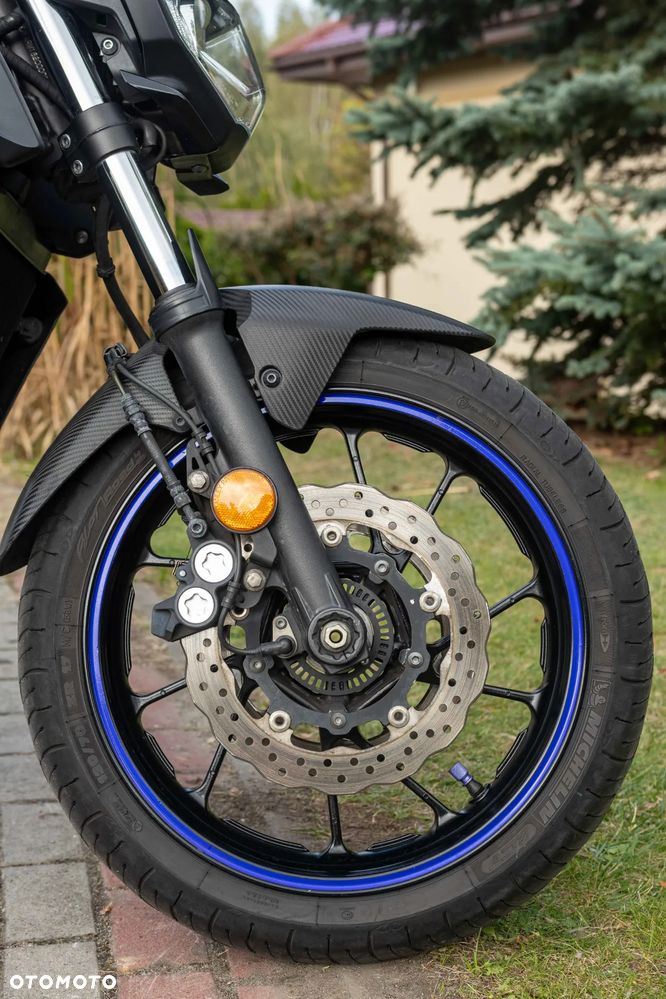 Yamaha MT - 17