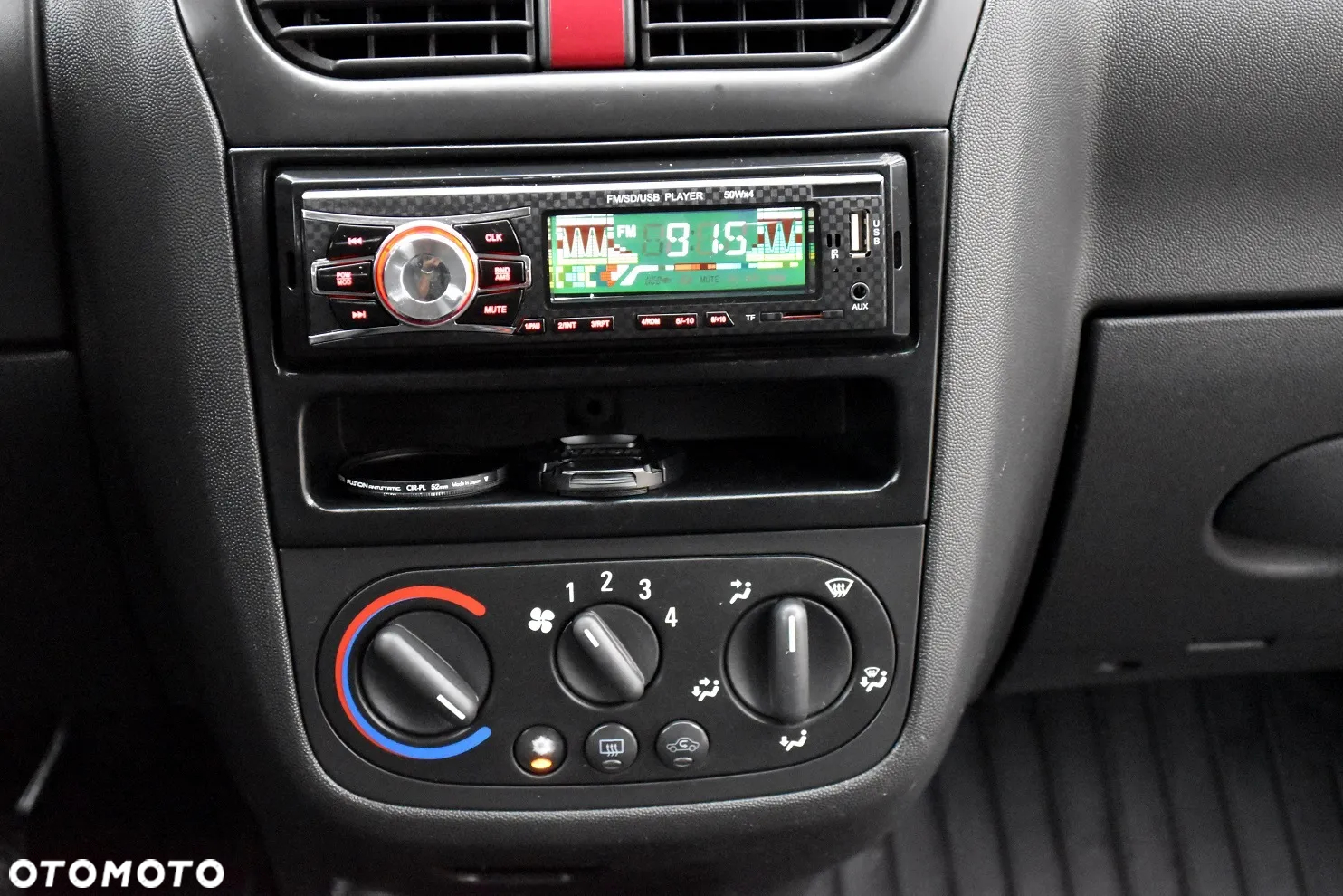 Opel Corsa 1.2 16V Cosmo - 19