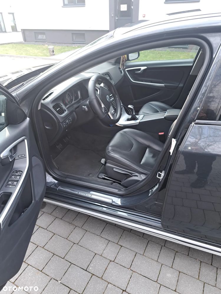 Volvo V60 Cross Country D3 Kinetic - 22