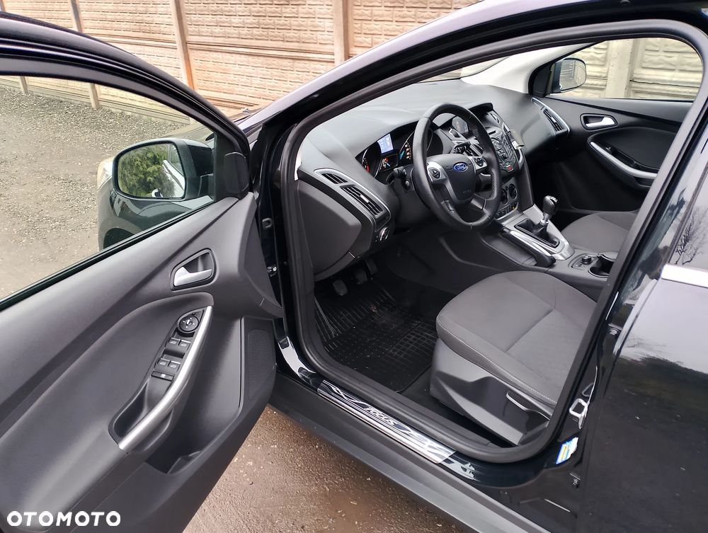 Ford Focus - 13