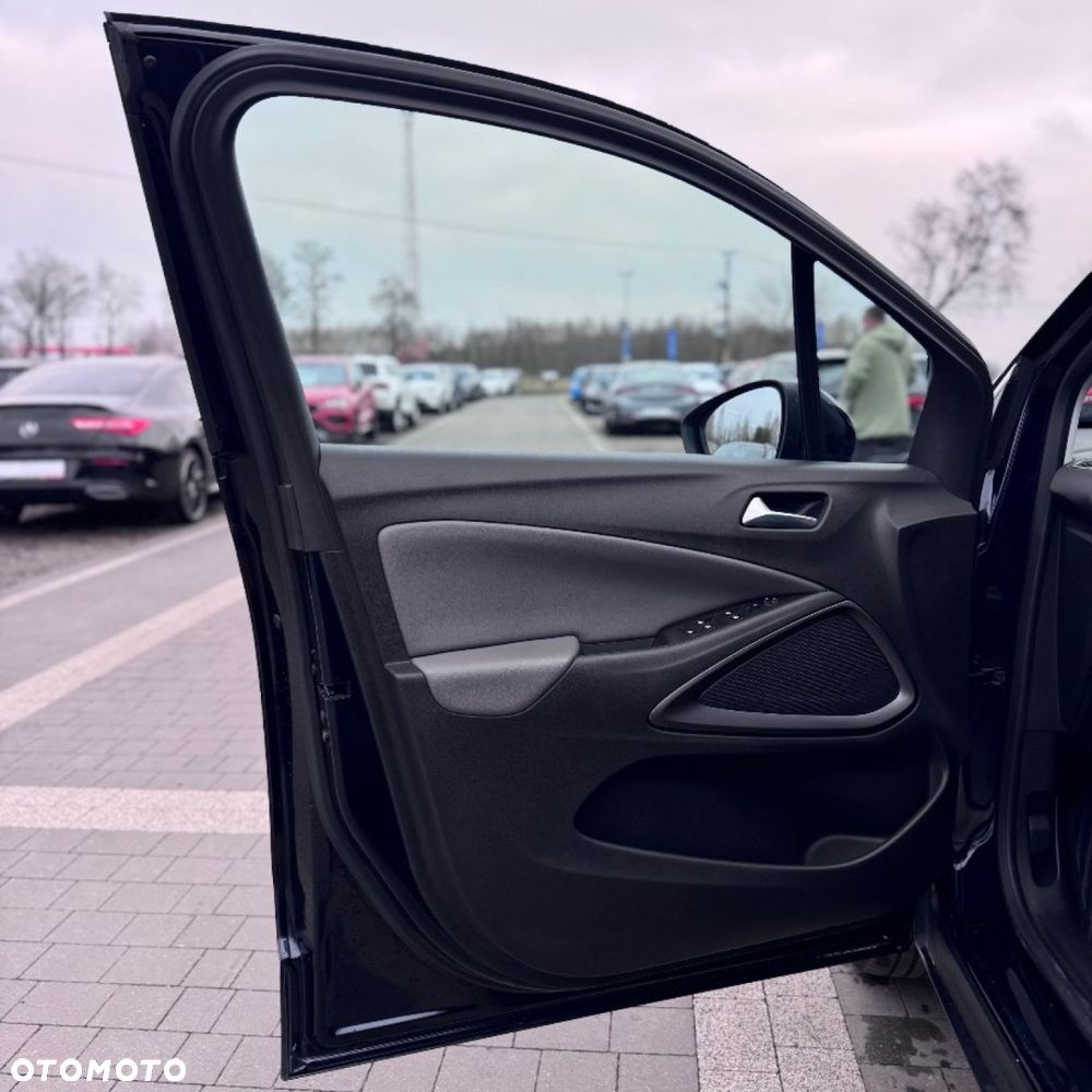 Opel Crossland X - 16