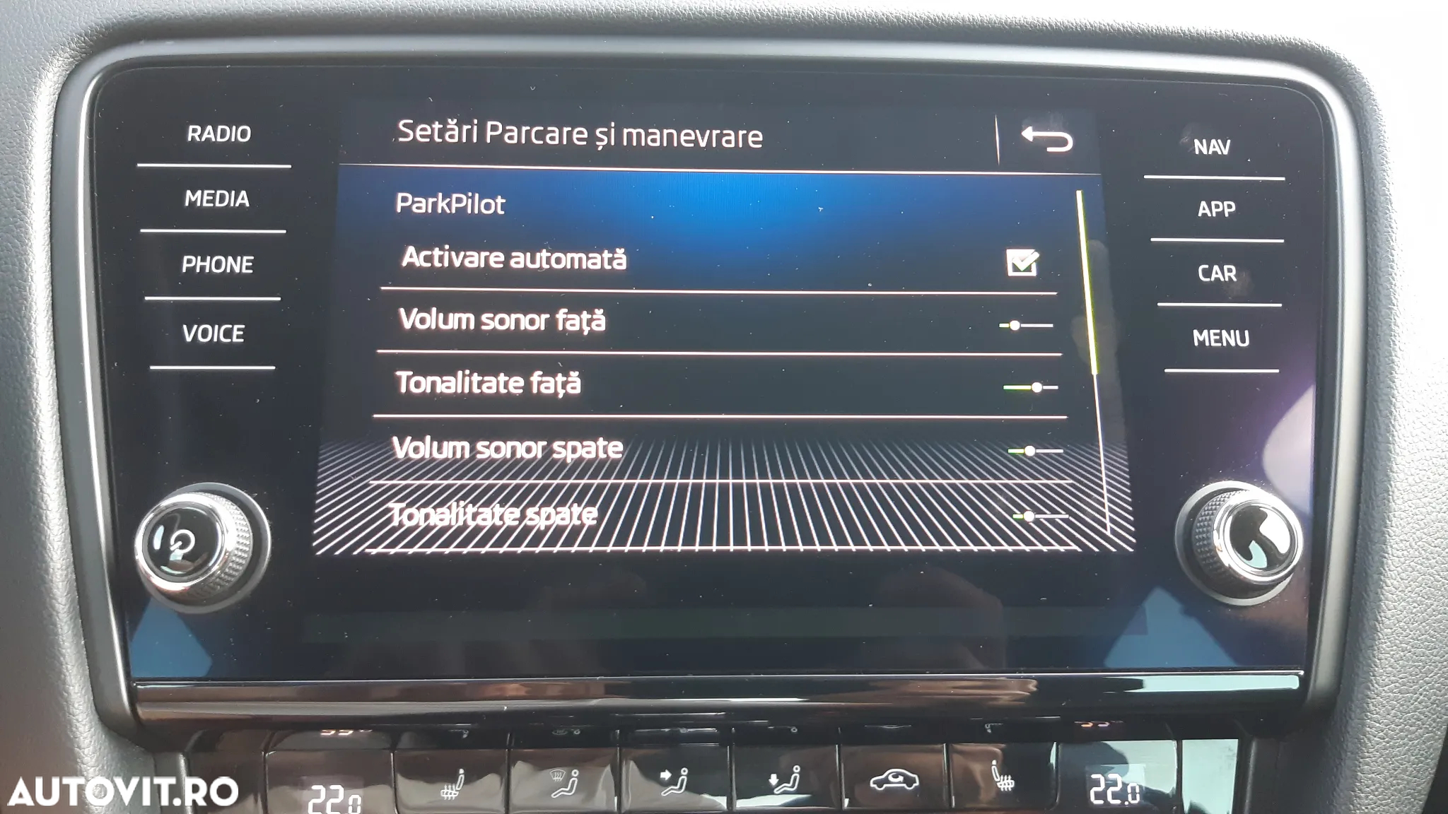 Skoda Octavia 2.0 TDI (Green tec) DSG Style - 37