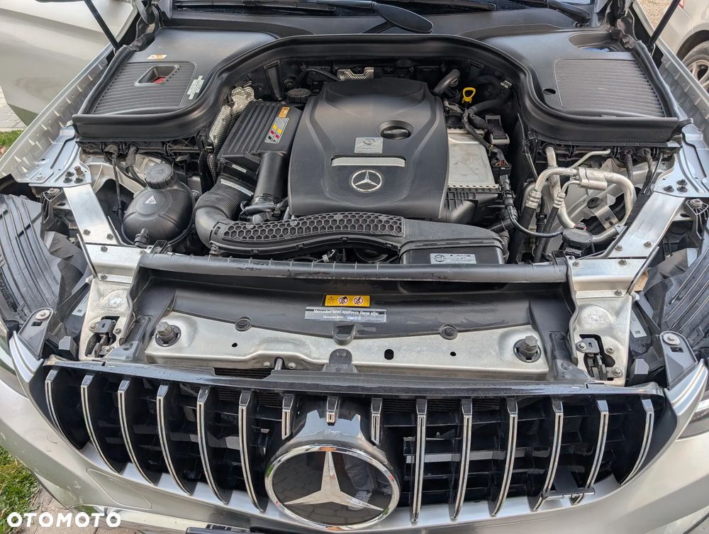 Mercedes-Benz GLC 300 4Matic 9G-TRONIC - 17