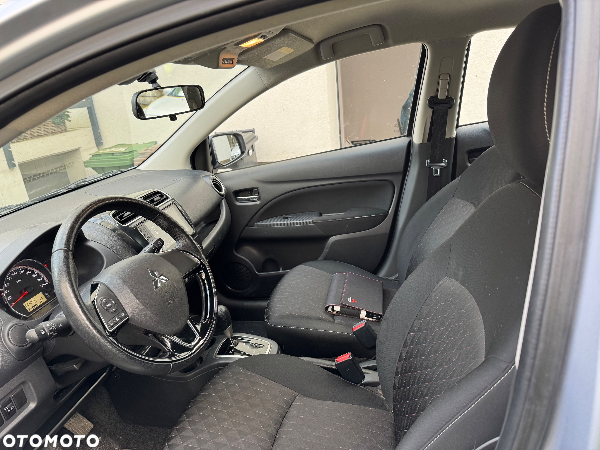 Mitsubishi Space Star 1.2 Intense CVT - 11