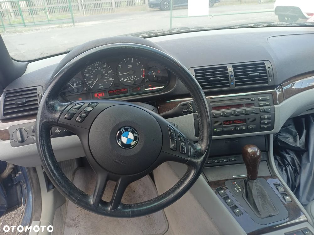 BMW Seria 3 325 Ci Edition Sport - 9