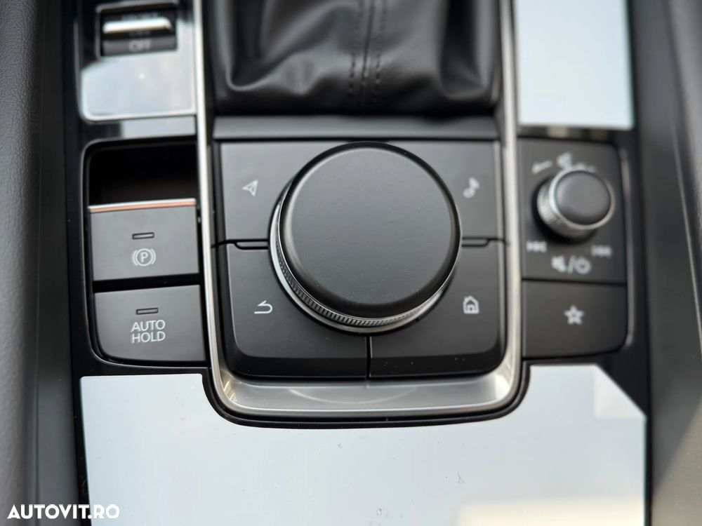 Mazda 3 e-SKYACTIV-G 140 M HYBRID Aut. CENTRE-LINE - 16