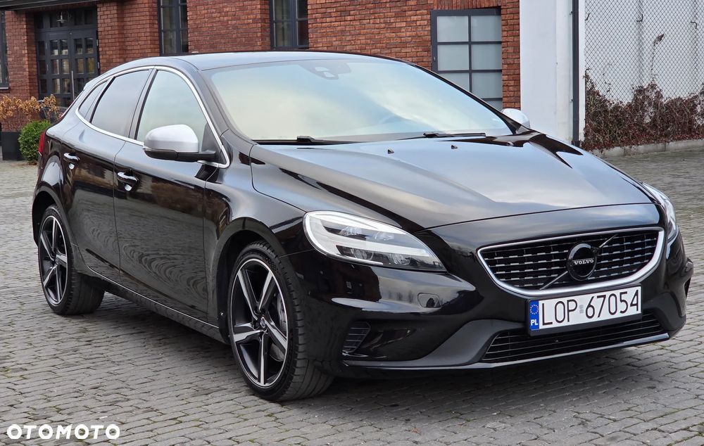 Volvo V40 D3 Drive-E R-Design Momentum - 6