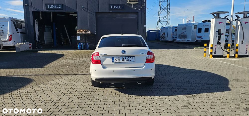 Skoda RAPID - 18