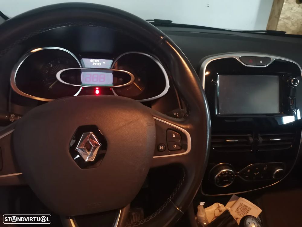Renault Clio 1.5 dCi Limited EDition - 3