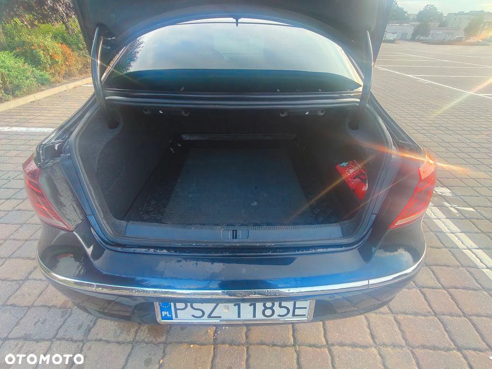 Volkswagen Passat CC 2.0 TDI DPF BMT DSG - 11