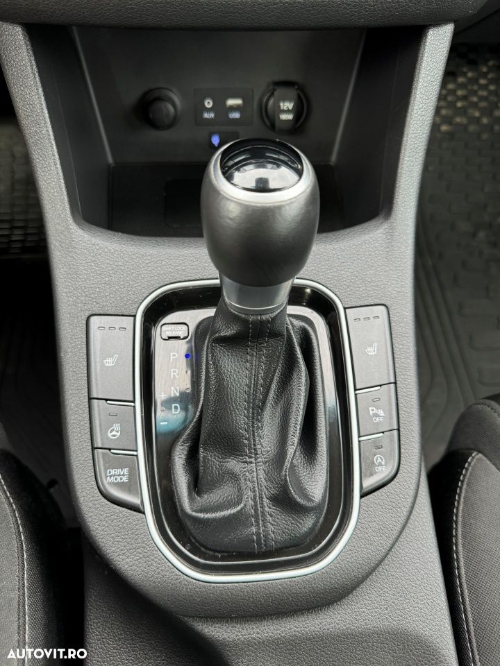 Hyundai i30 1.4 T-GDi 140CP 5DR 7DCT Exclusive - 24