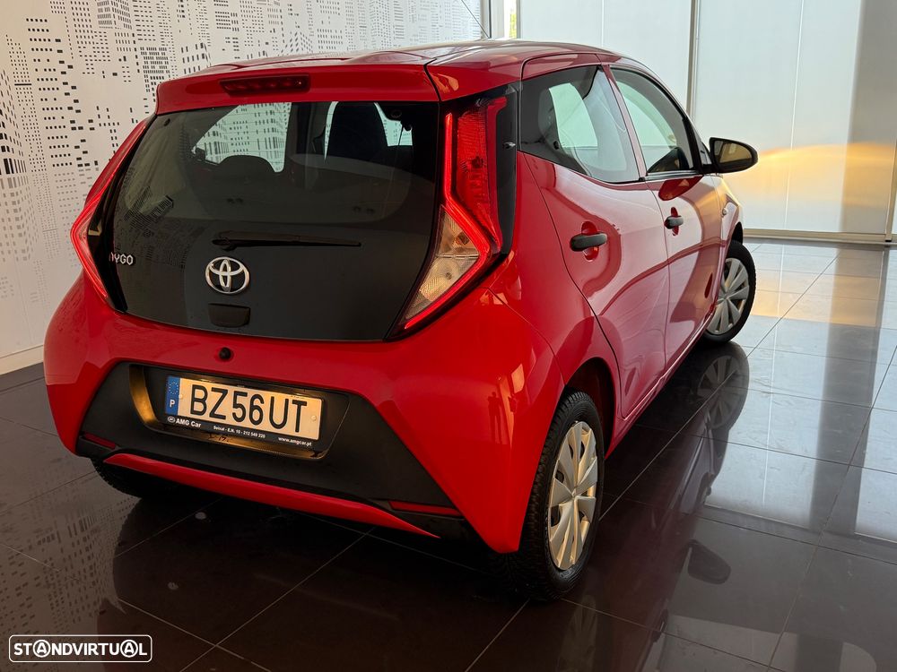 Toyota Aygo x-cite - 16