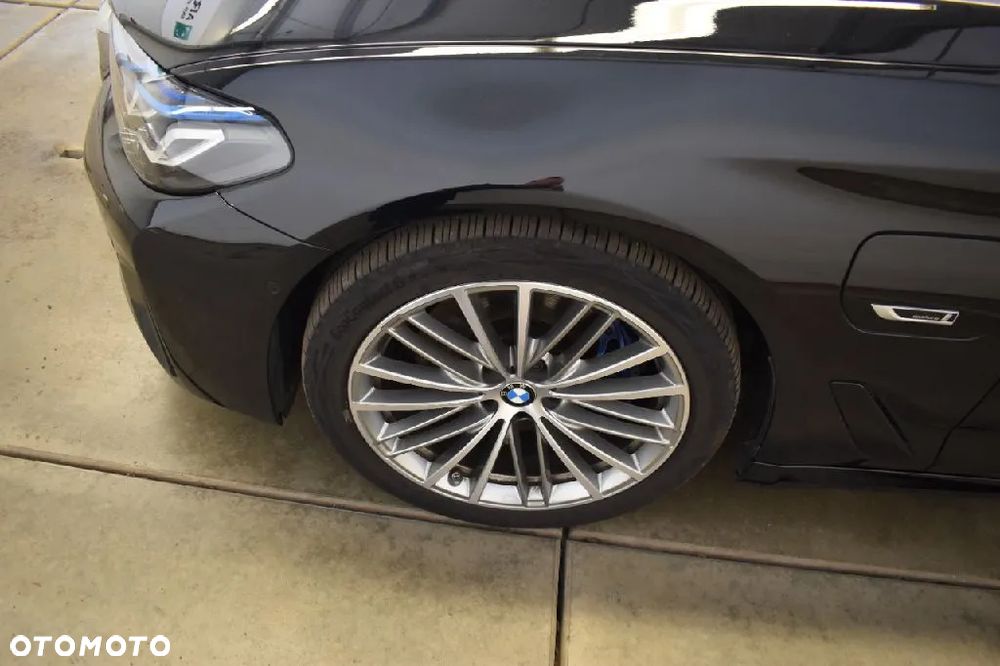 BMW Seria 5 530e M Sport sport - 15