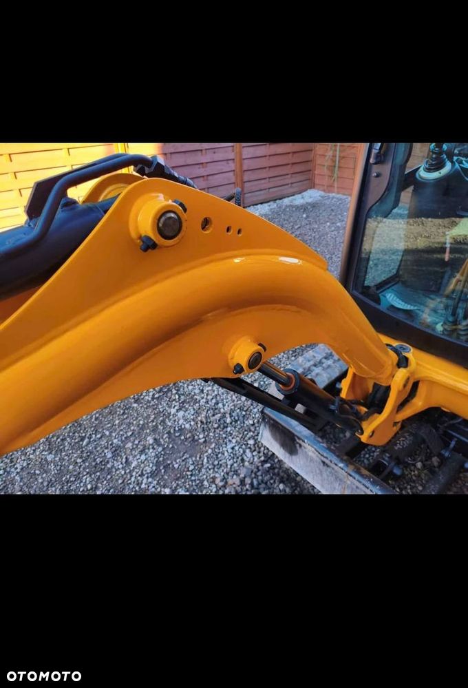 JCB 8018 - 1