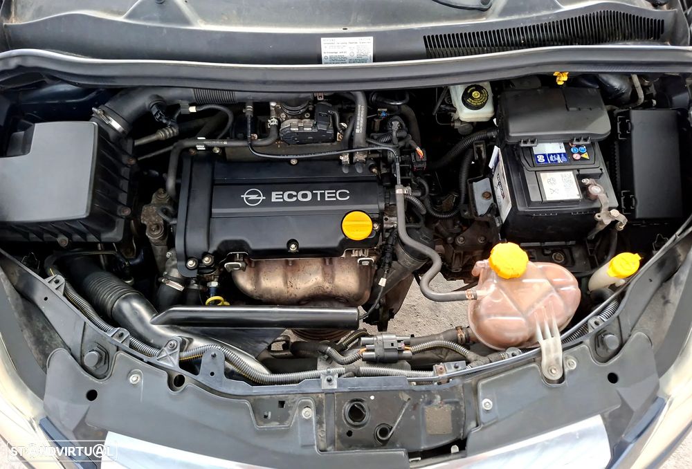 Opel Corsa 1.2 Cosmo - 17