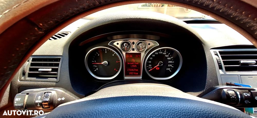 Ford Kuga ver-2-0-tdci-4wd-titanium - 15