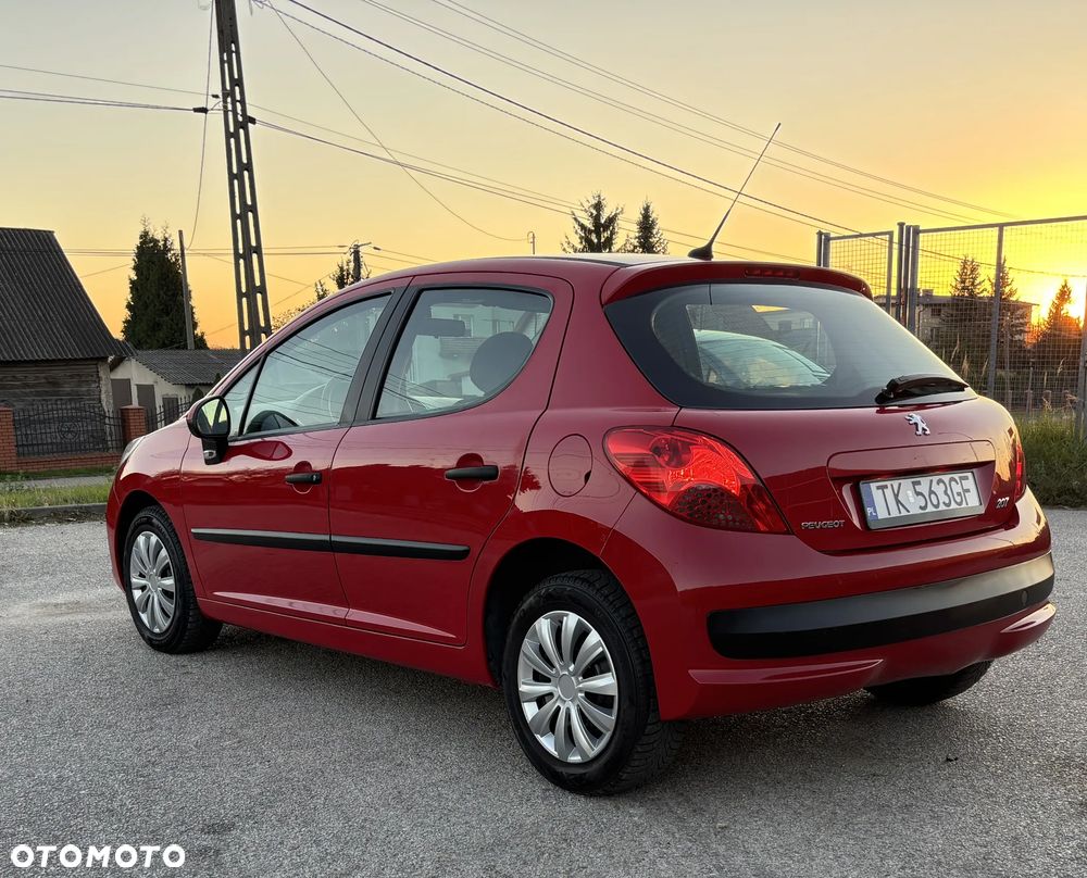 Peugeot 207 1.4 16V U Move - 10