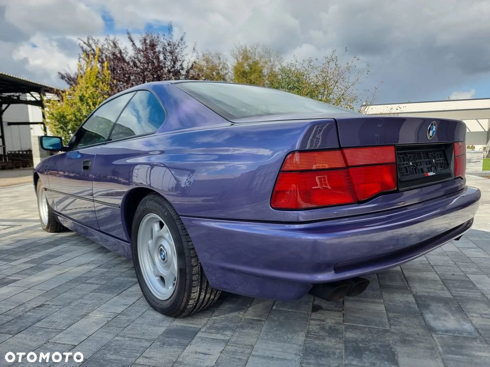 BMW Seria 8 - 7