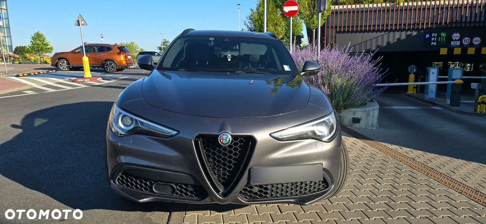 Alfa Romeo Stelvio 2.0 Turbo Veloce Q4 - 12