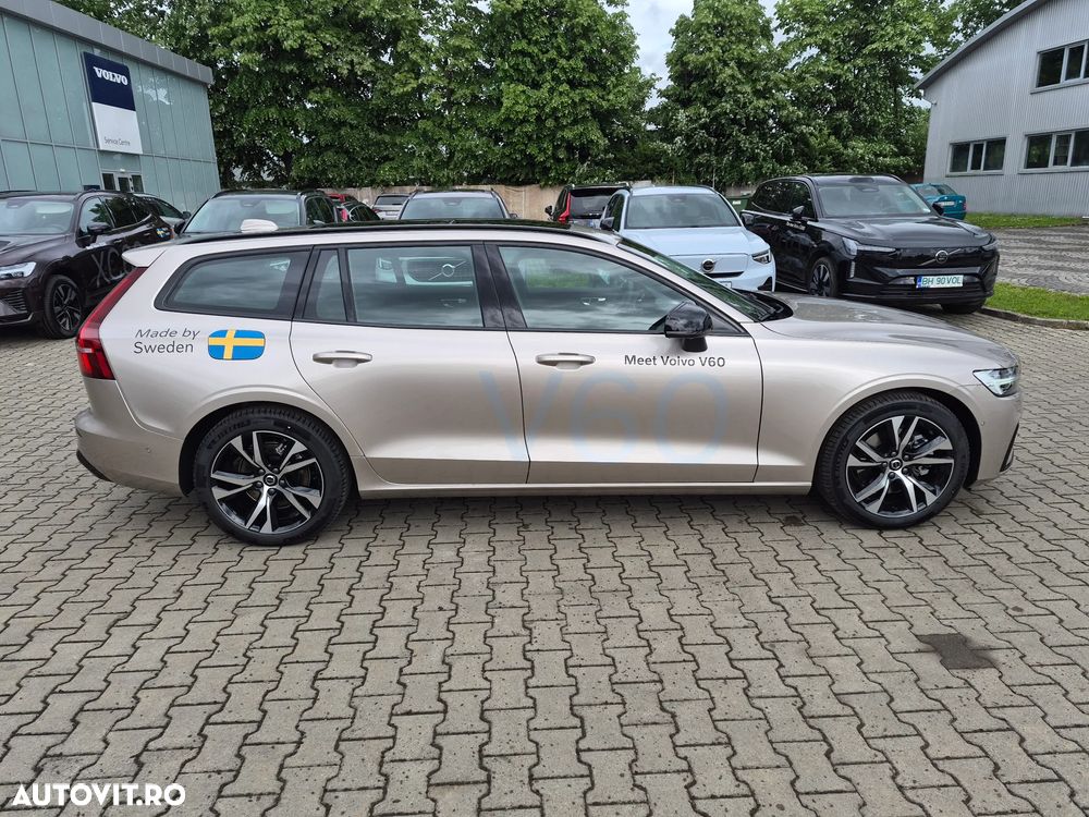 Volvo V60 B4 MHEV AT Plus Dark - 8