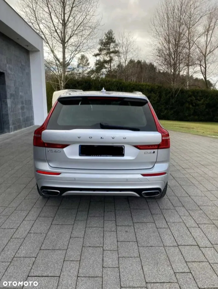 Volvo XC 60 D4 R-Design - 4