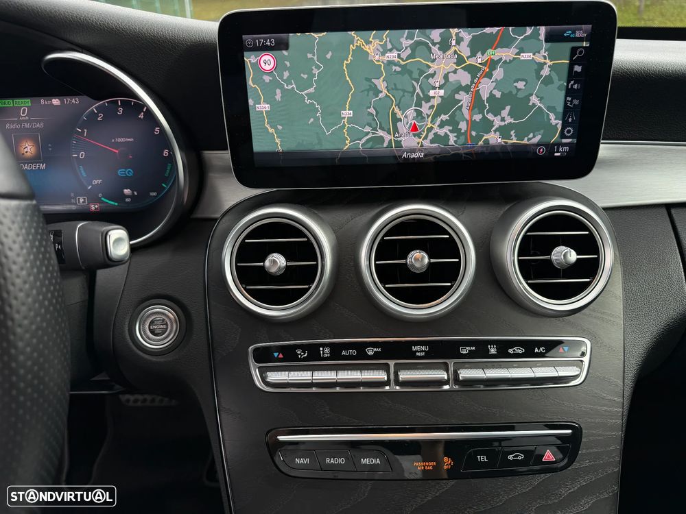 Mercedes-Benz C 300 de AMG Line - 34