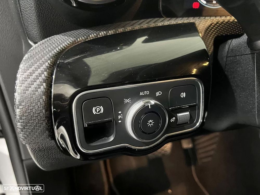 Mercedes-Benz CLA 180 d Shooting Brake Business Solutions Aut. - 22