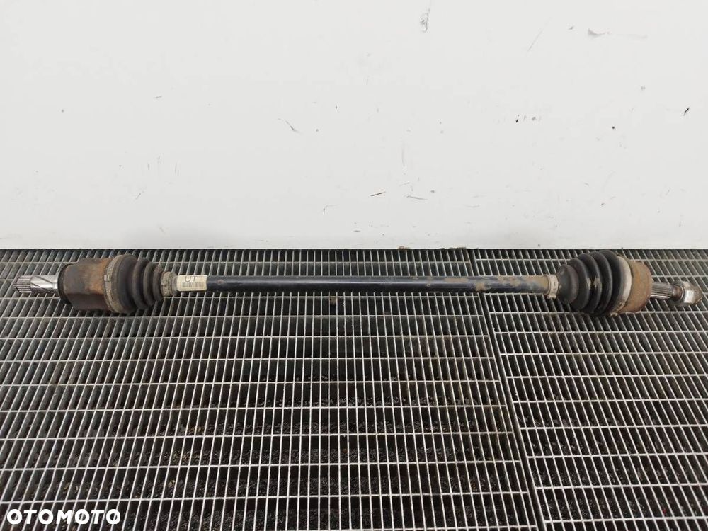 PÓŁOŚ PRAWA PRZÓD DŁUGA OPEL CORSA D 1.0 BENZYNA - 1