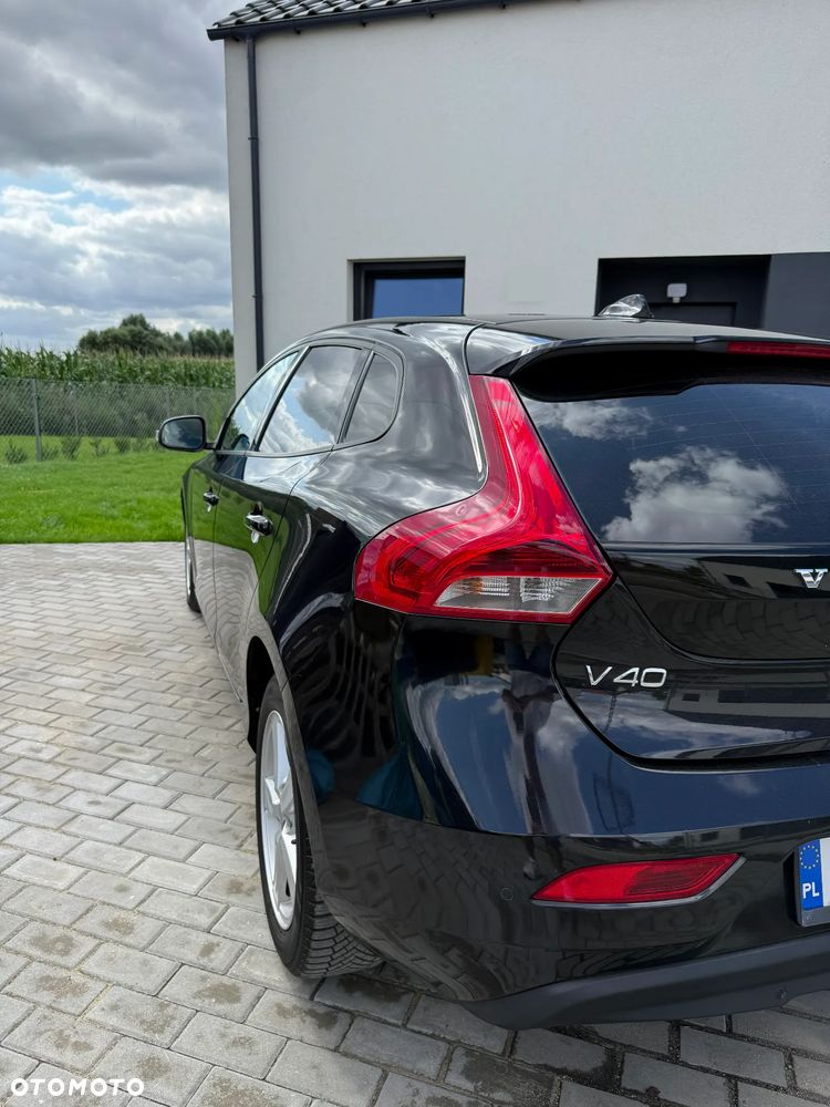 Volvo V40 D2 Kinetic - 16