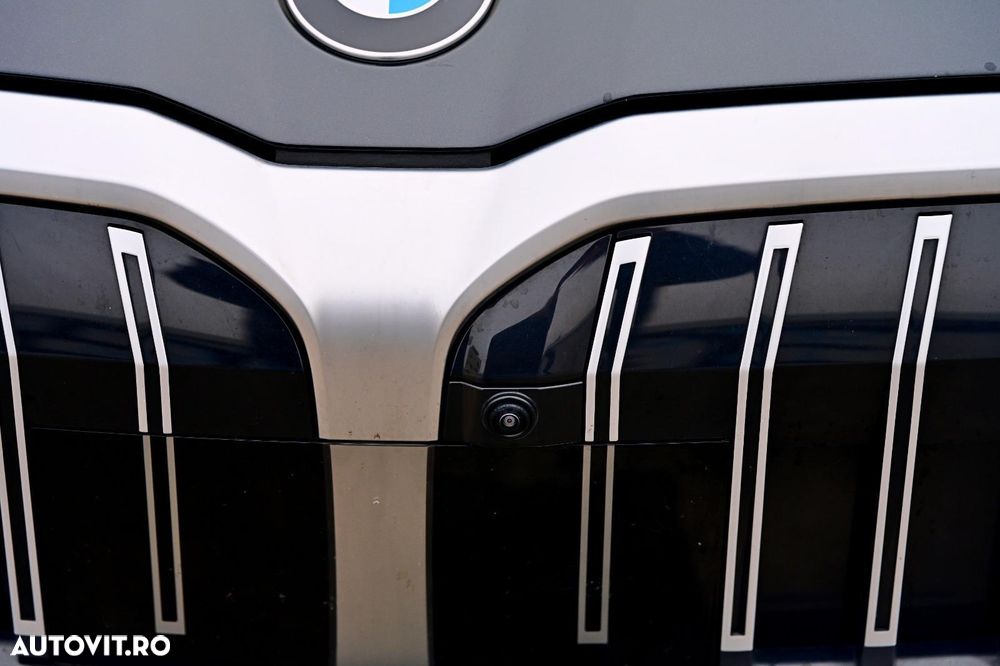 BMW Seria 5 520i AT MHEV - 26