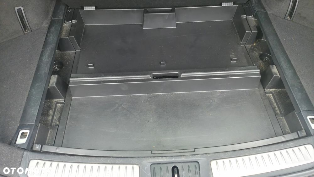 Toyota Avensis 1.8 Prestige - 18