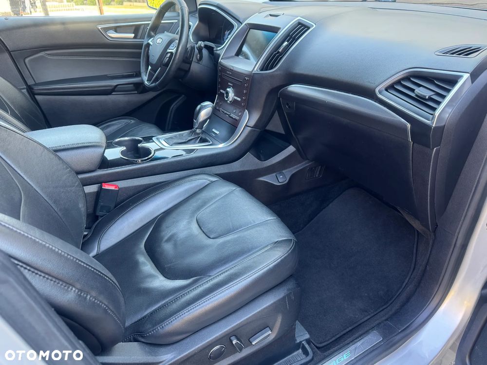 Ford Edge - 10