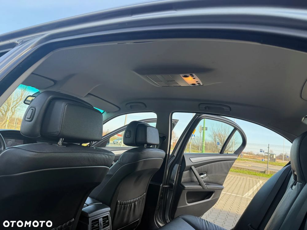 BMW Seria 5 520d - 15