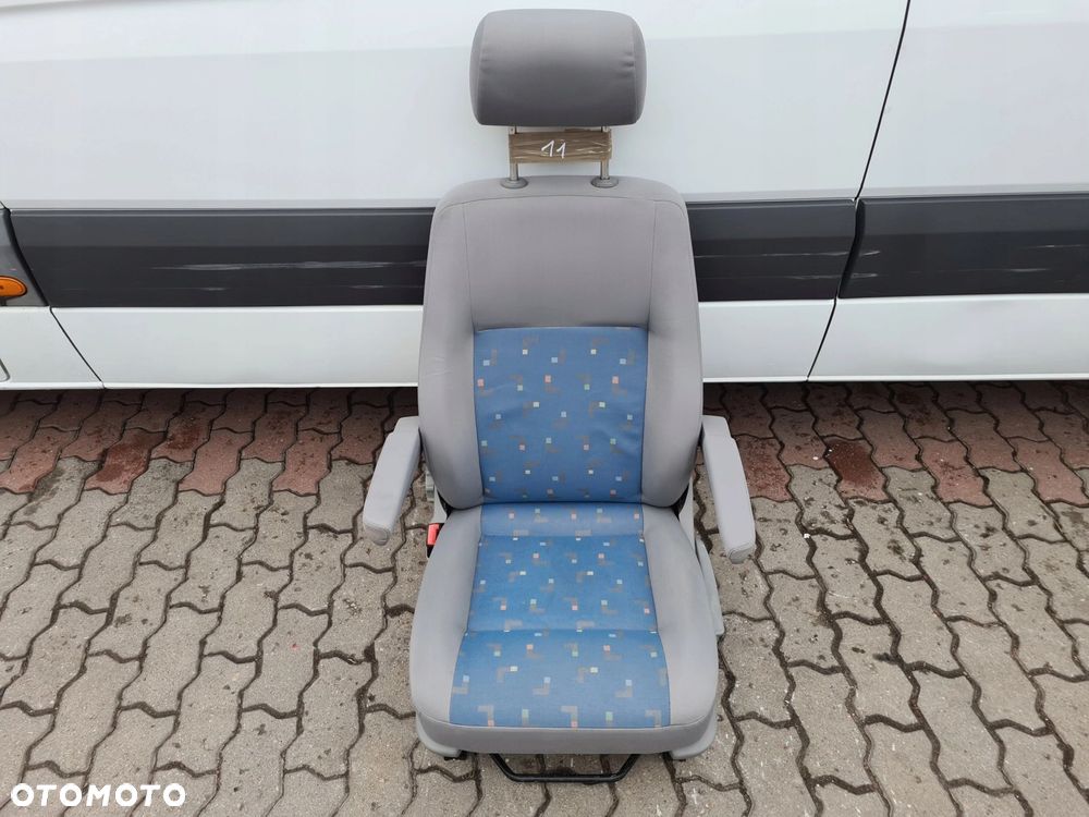 VW T5 fotel kierowcy przód podłokietnik LLL - 1