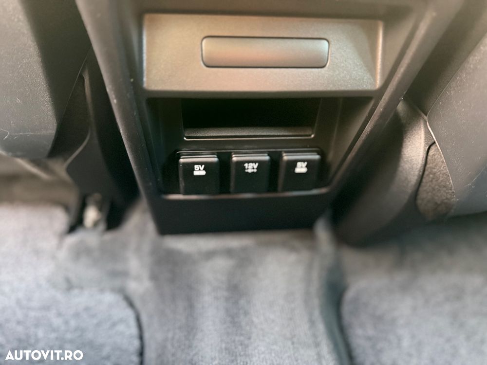 Land Rover Discovery Sport 2.0 l TD4 HSE Luxury Aut. - 17