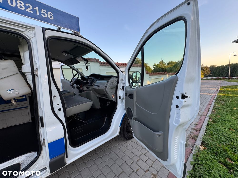 Opel Vivaro - 14