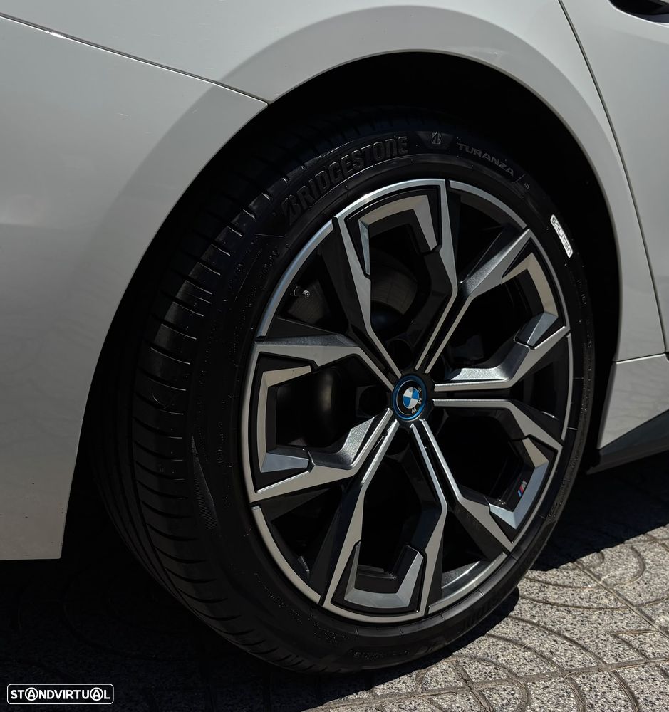 BMW i4 eDrive40 Gran Coupe M Sport - 31