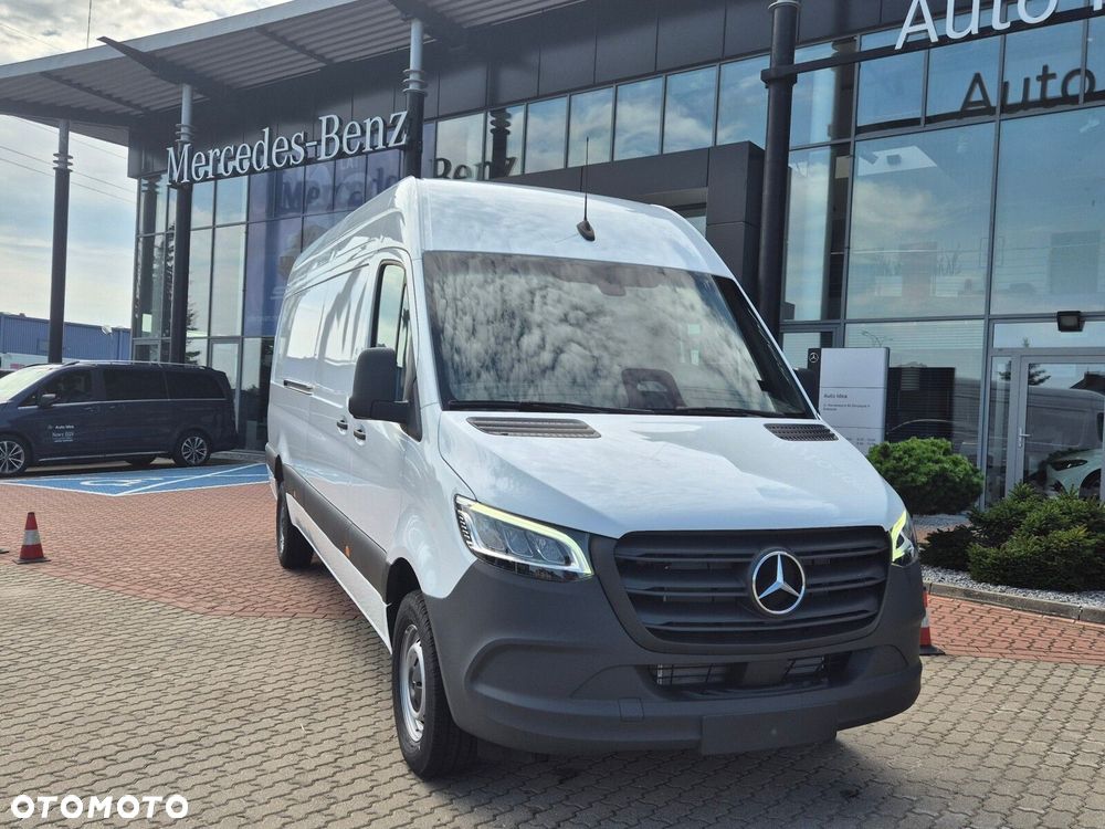 Mercedes-Benz Sprinter Sprinter - 4
